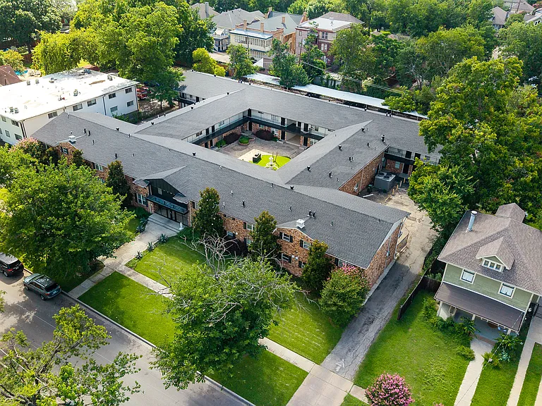Carolina Apartments — Photo 19