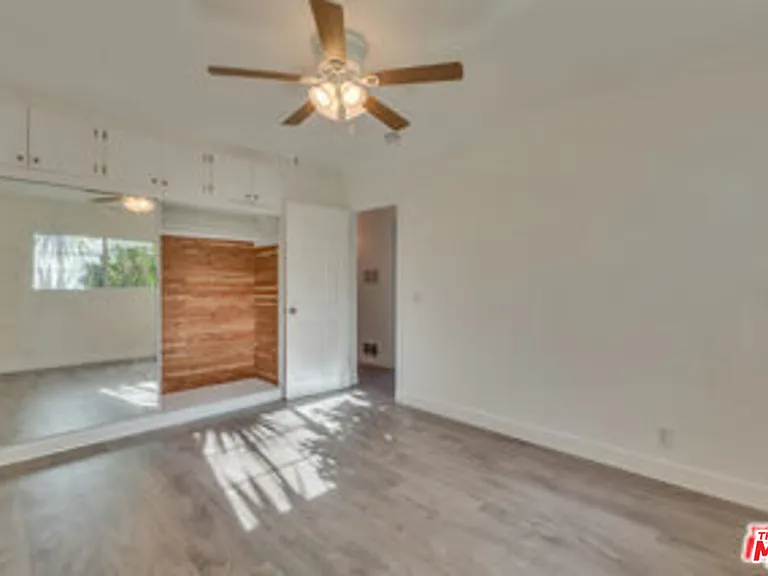 4177 Ince Blvd #1/2 — Photo 11