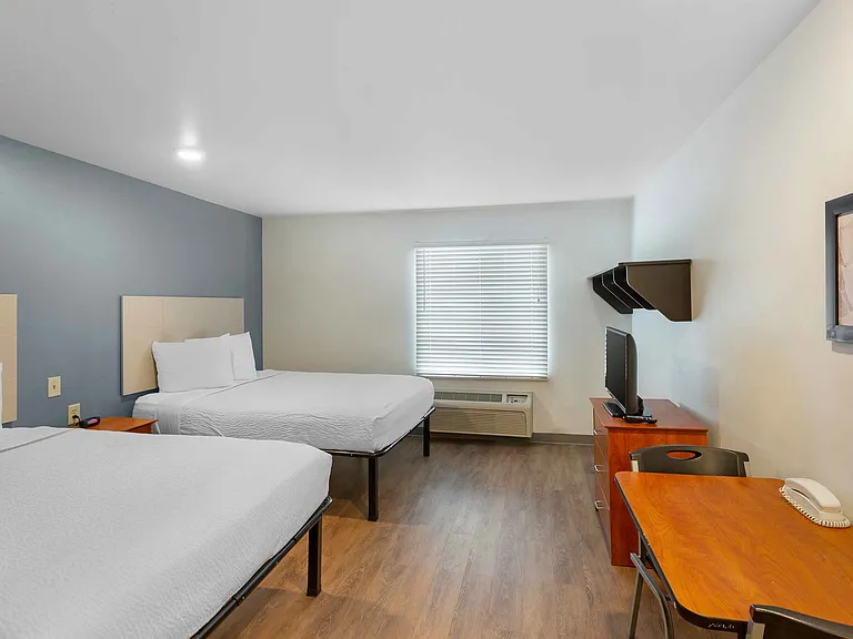 Studio Suite - 2 Queen Beds