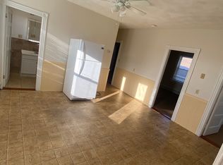 35-33 Larch St #3, Pawtucket, RI 02860