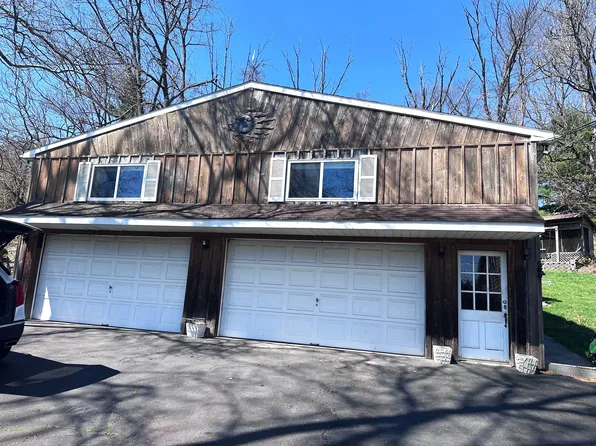 1032 N 7th St, Perkasie, PA 18944