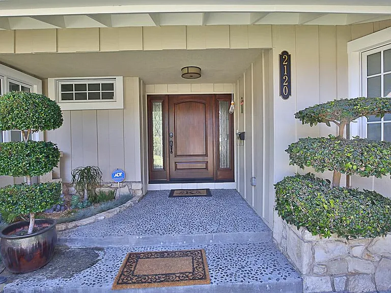 2120 Urmston Pl — Photo 1