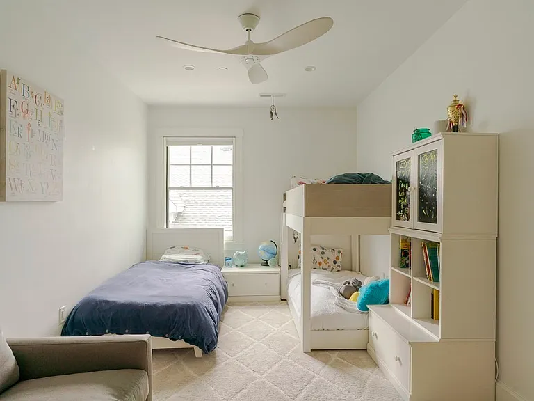 36 Laurel St #1 — Photo 21