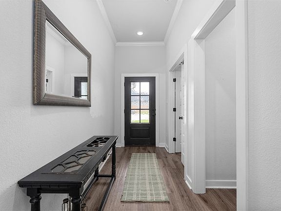 3rd image of 3027 Wolfpack Loop