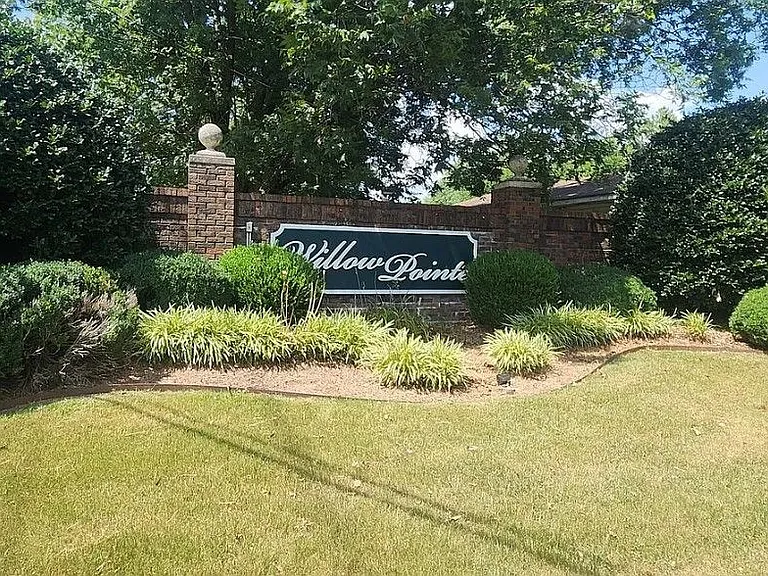 6603 Willow Pointe Dr NW #F — Photo 17
