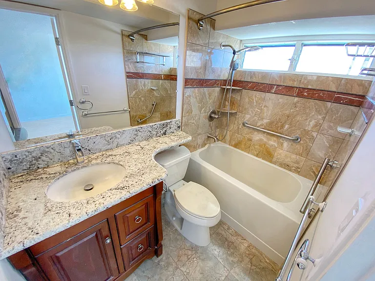 2525 Date St #1801-1 — Photo 5