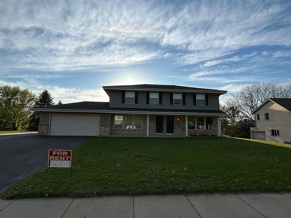 1st image of 935 S Imperial Dr