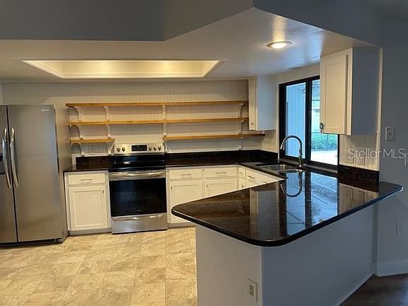 4th image of 3202 Meadow Run Dr