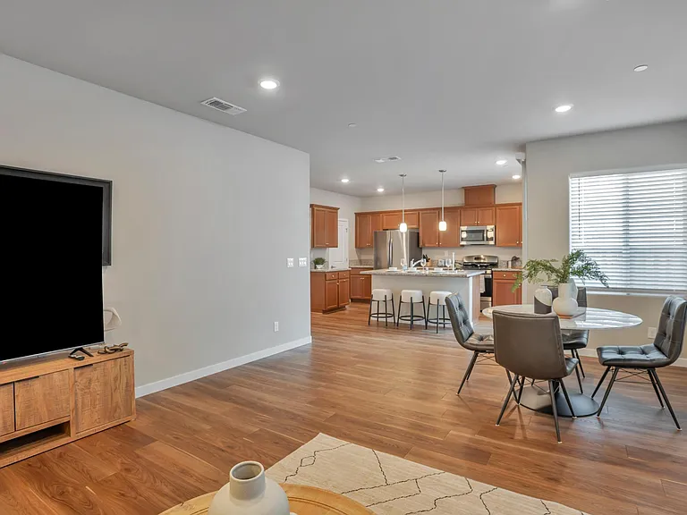 1618 Pagoda Ln — Photo 5