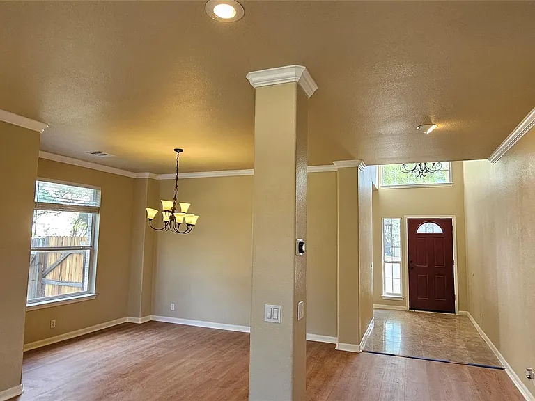 11505 Emerald Falls Dr — Photo 10
