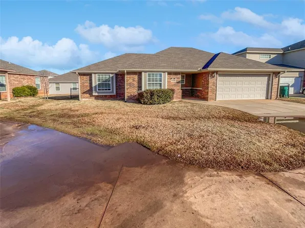 6109 Courtyards Ct, Oklahoma City, OK 73149