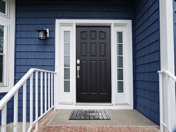 3rd image of 1 Walnut Drive