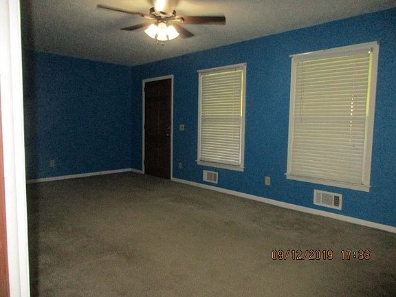 5th image of 105 N Fairlawn Dr