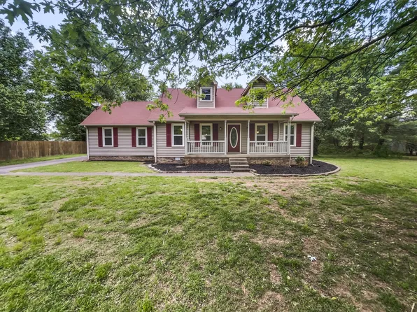 1344 Farmwood Dr, Murfreesboro, TN 37128