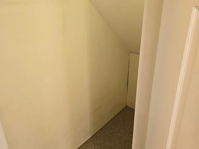 21 Whitehall Rd #B — Photo 4