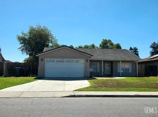 5403 Rockwell Dr, Bakersfield, CA 93308