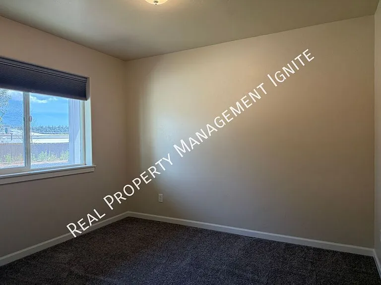 64625 Wood Ave — Photo 9