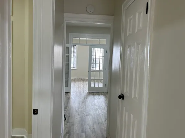 536 44th Street image 8 of 19