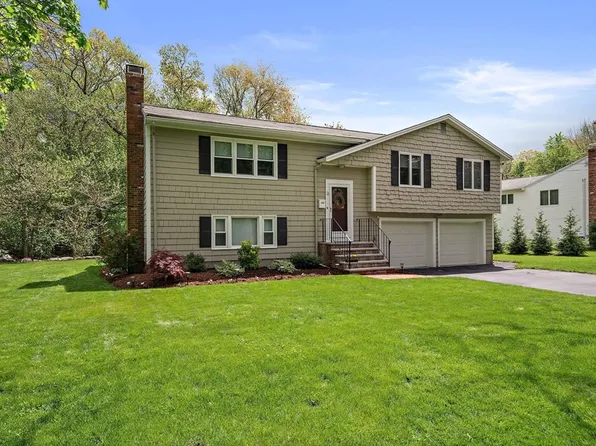 3 Burke Dr, Canton, MA 02021