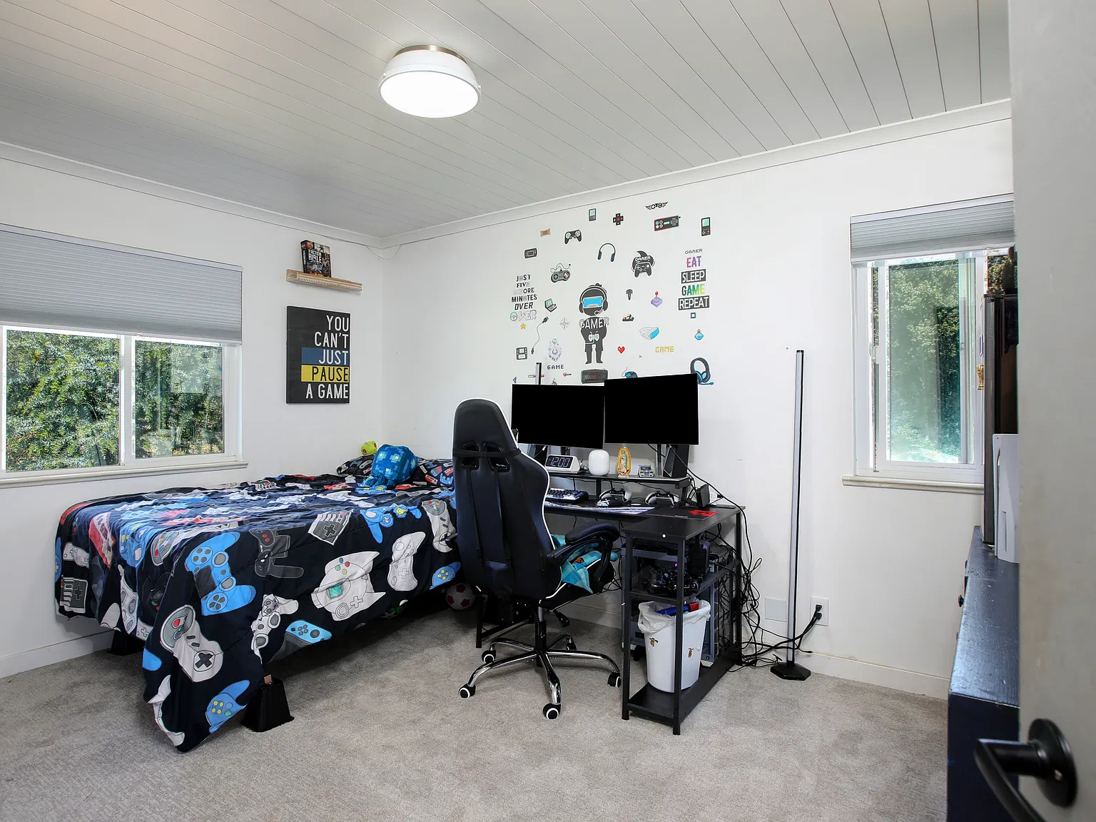 3 bed, 2184 sqft, $5,200 — Photo 3