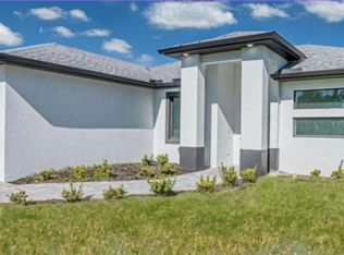4125 NE 19th Place Cpe, Coral, FL 33909