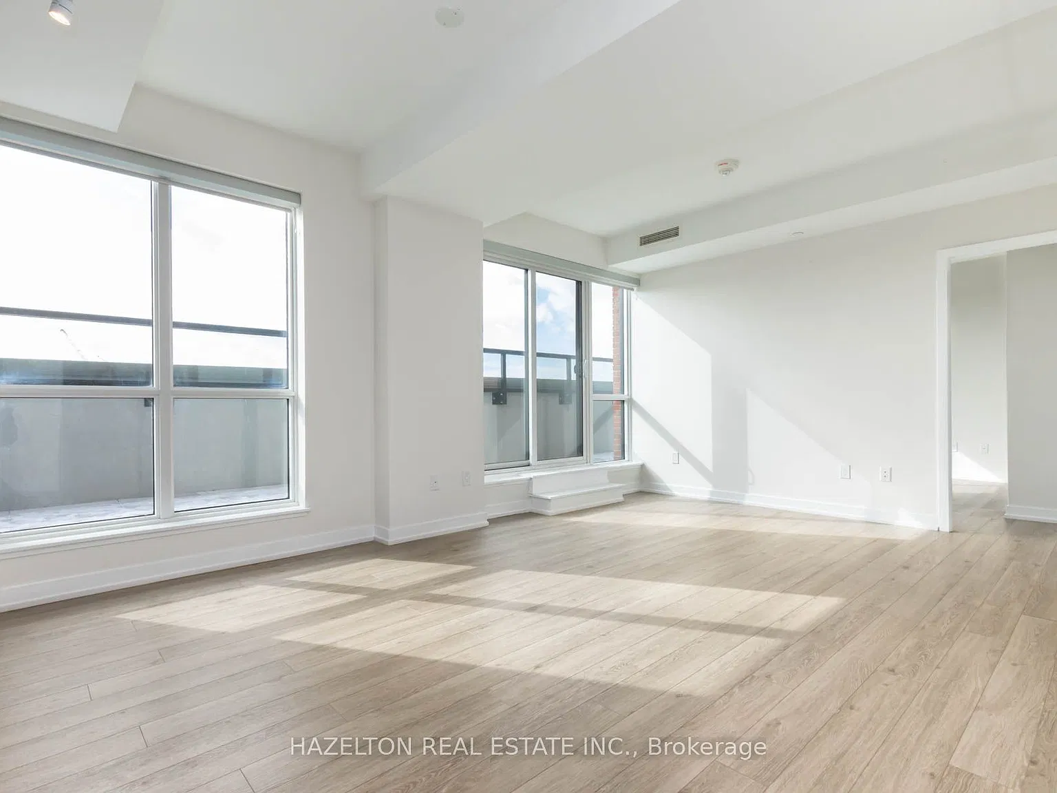 3 bed, $3,200 — Photo 4