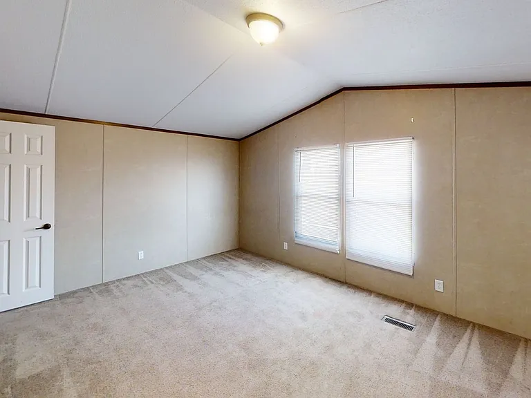 413 N Avenue K — Photo 9