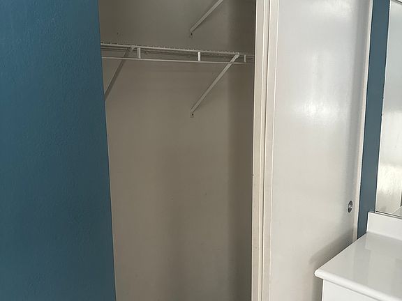 4th image of 27931 Crown Court Cir #105