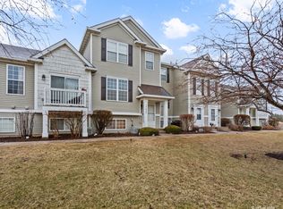 1702 Fieldstone Dr N, Shorewood, IL 60404