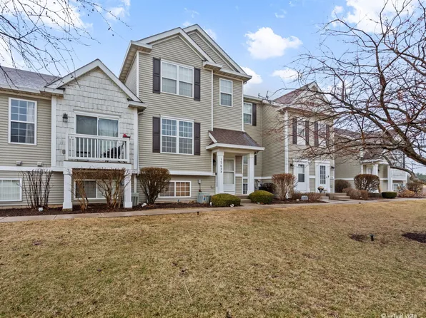 1702 Fieldstone Dr N, Shorewood, IL 60404