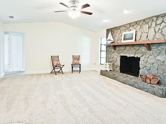 3rd image of 6339 Timucuans Dr