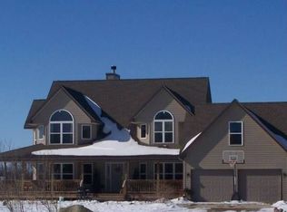 11301 Rathbon Rd, Byron, MI 48418