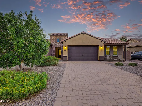 2052 S NAVAJO Court, Chandler, AZ 85286