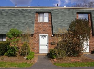36 Wakefield Cir, East Hartford, CT 06118