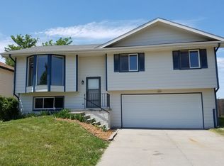 2607 NW 55th St, Lincoln, NE 68524