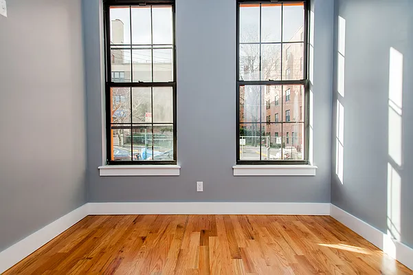 Rented by Nooklyn NYC LLC | media 28