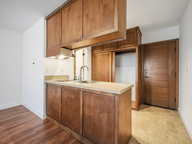 1832 Purdue Ave #205 — Photo 5