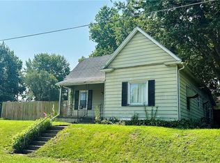 511 E North Main St, Richmond, MO 64085
