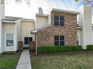 714 Creekwood Dr, Lewisville, TX 75067