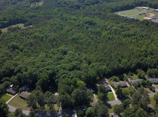 Rhodes Dr, Elberton, GA 30635