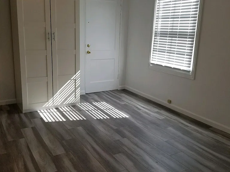 1014 S Norton Ave #12 — Photo 9
