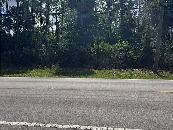 4th image of 1680 Everglades Blvd N