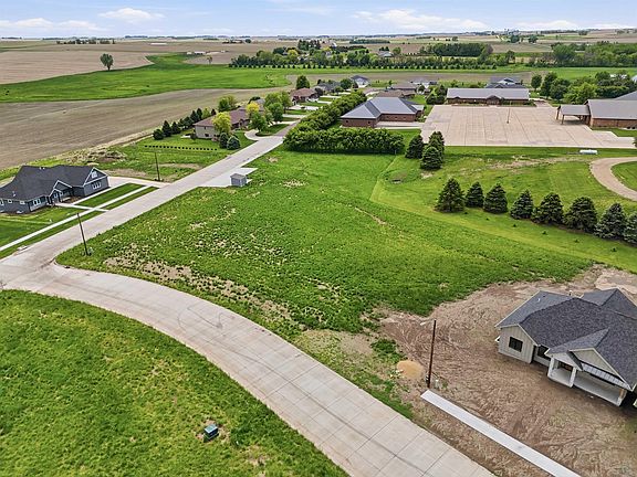 4th image of 502 Prairie Ln