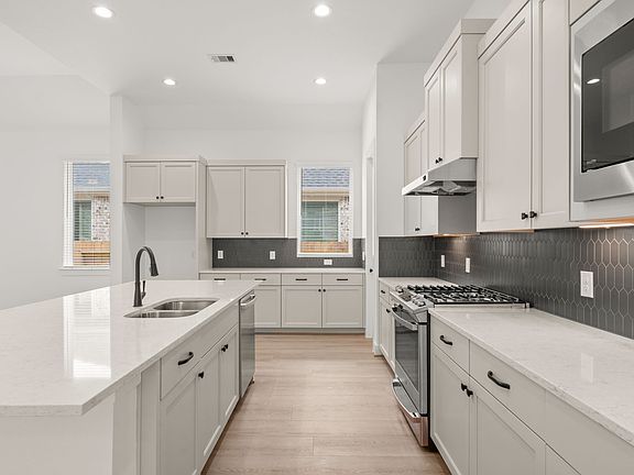 3rd image of 208 Bronzewood Terrace Ct