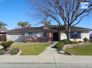 190 E Fargo Ave, Hanford, CA 93230