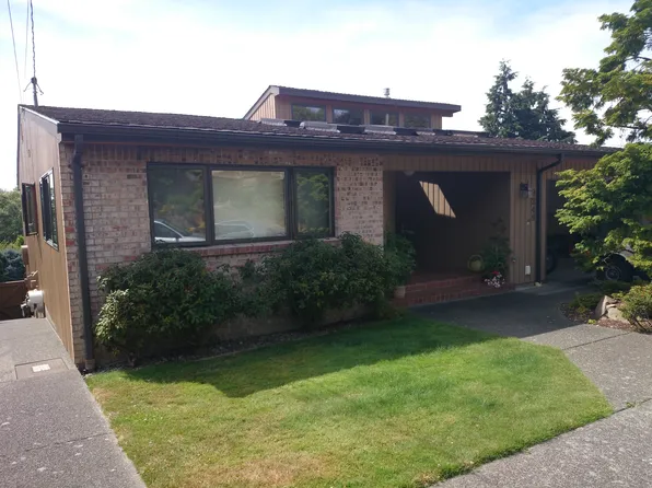 3249 56th Ave SW, Seattle, WA 98116