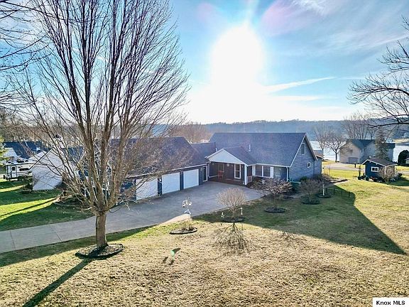 2nd image of 3807 Apple Valley Dr