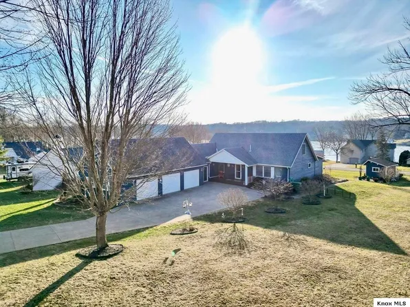 3807 Apple Valley Dr, Howard, OH 43028