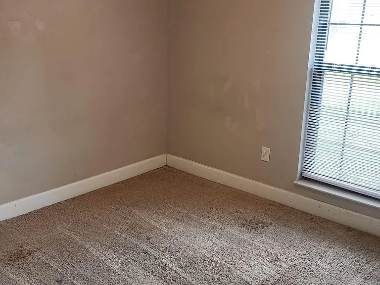 11340 Rustic Green Ct — Photo 32