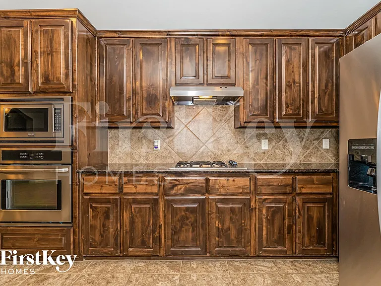 151 Charleston Ln — Photo 7
